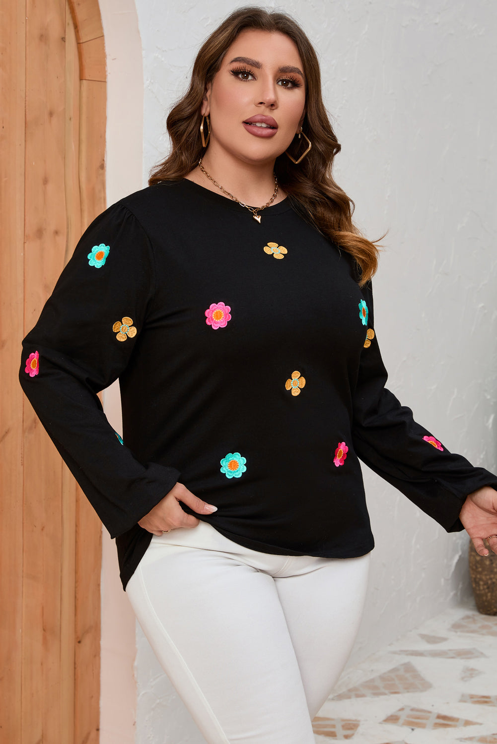 Black Plus Size Flower Embroidered Puff Sleeve Top