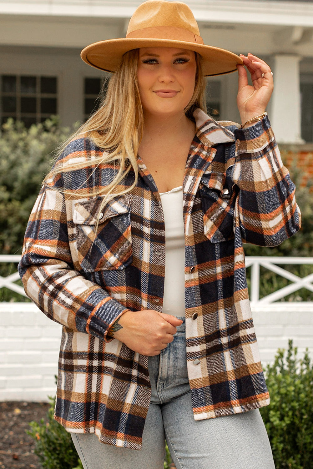 Navy Blue Plus Size Plaid Flap Pocket Shacket