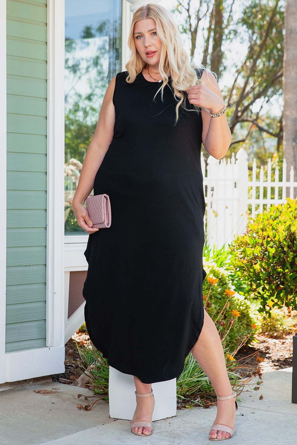 Black Plus Size Wide Sleeveless Shoulder Straps Maxi Dress