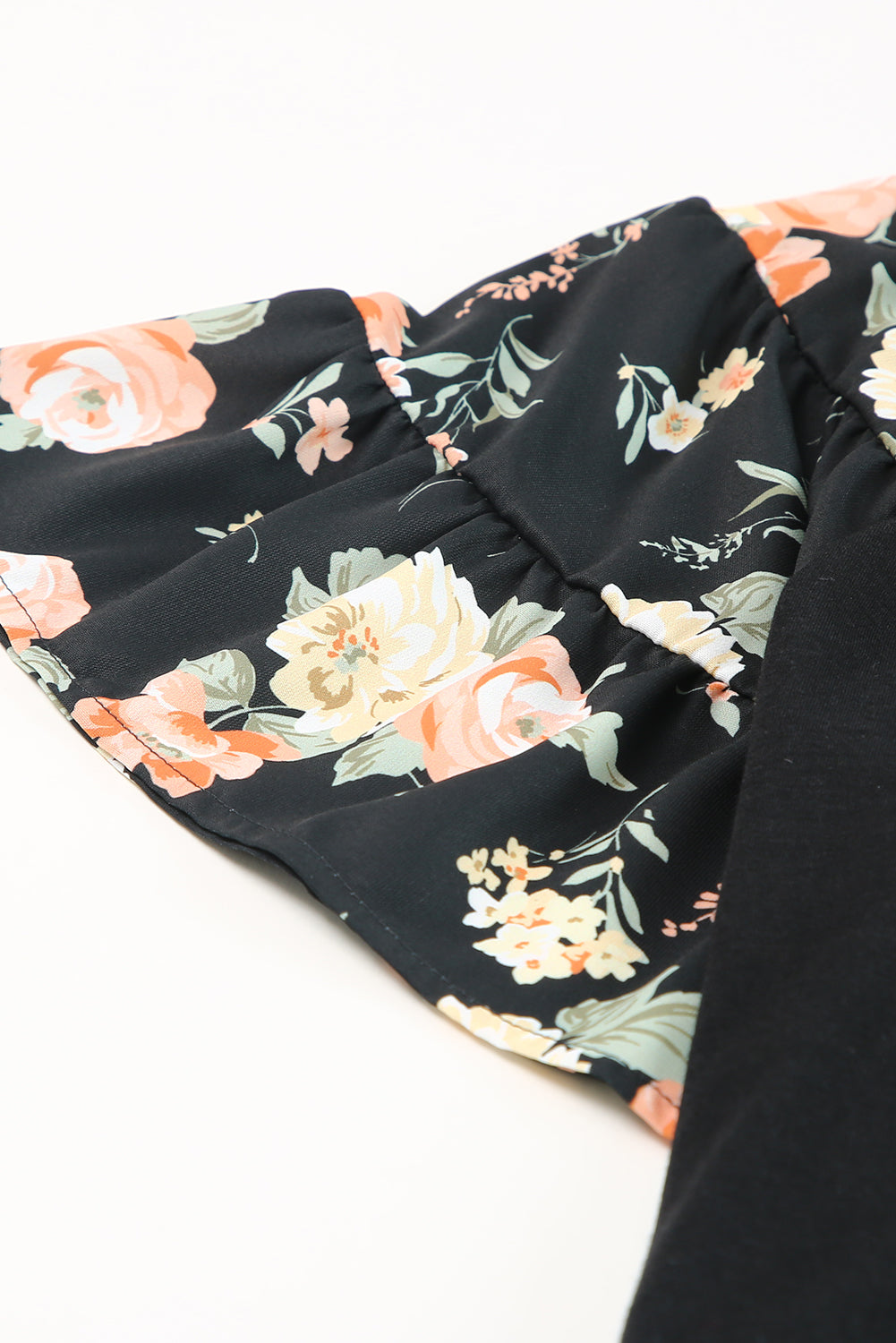 Black Floral Ruffle Sleeve Plus Size Top