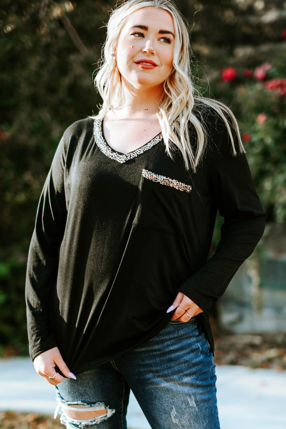 Black Long Sleeve Sequined V Neck Plus Size Top