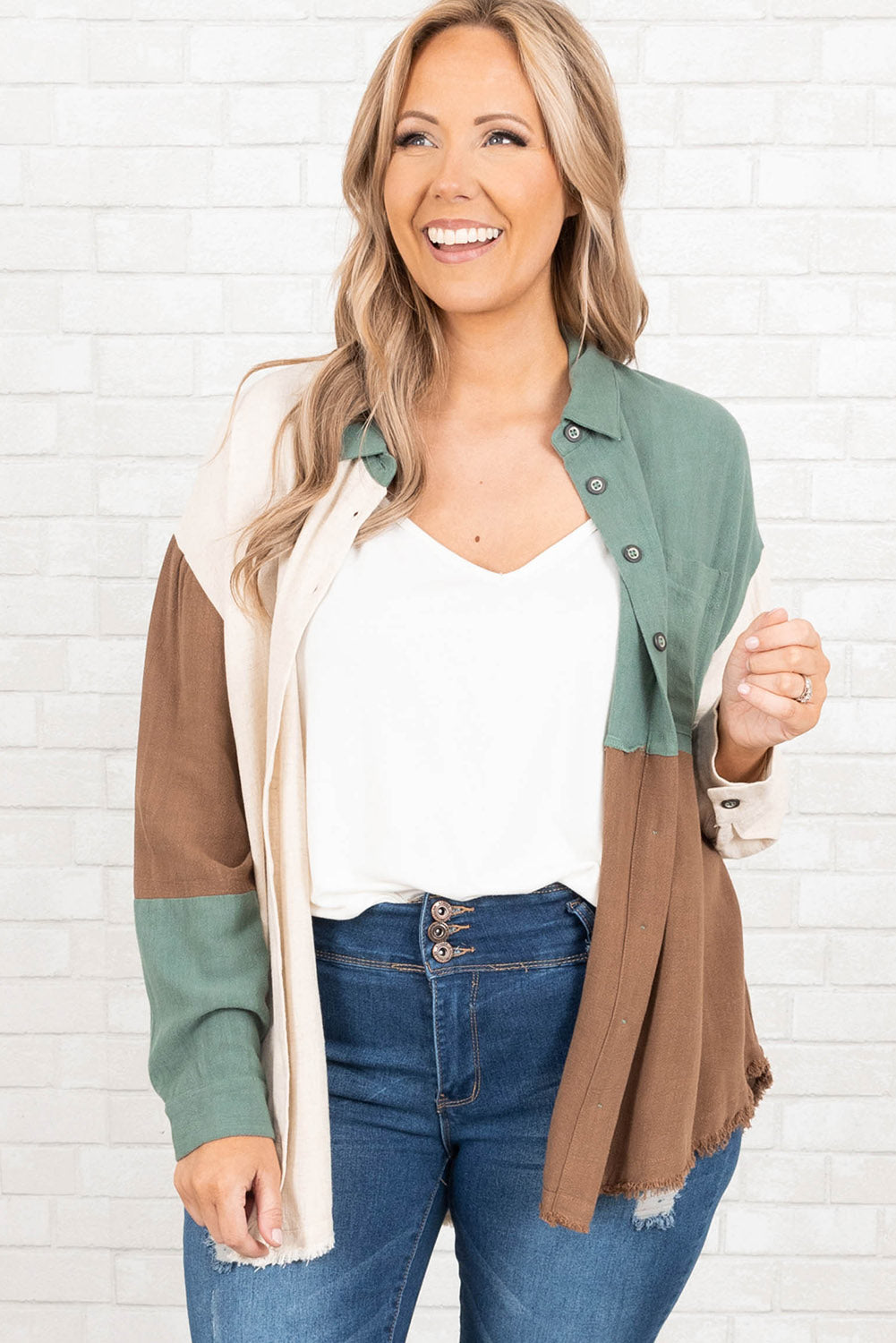 Green Colorblock Raw Edge Plus Size Shirt